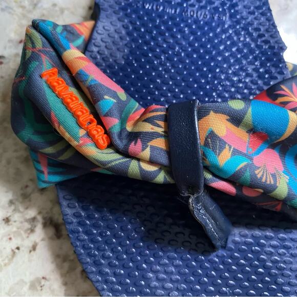 Havianas $42 St. Tropez Flip Flops Womens 9 NWOT - Picture 4 of 15